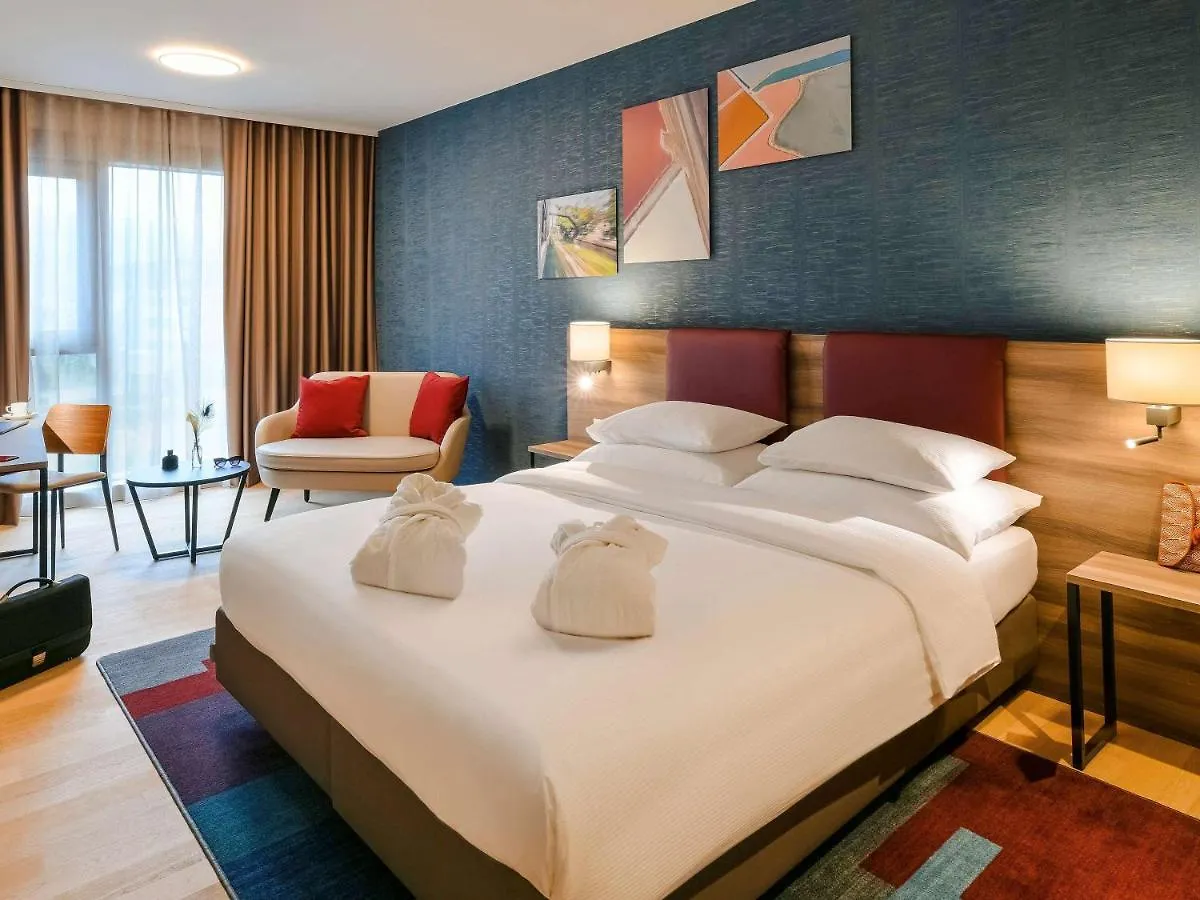 Hotel Mercure Geneva Airport Meyrin