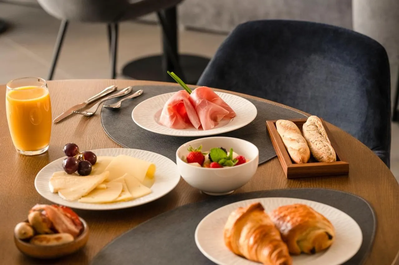 Mercure Geneva Airport Meyrin