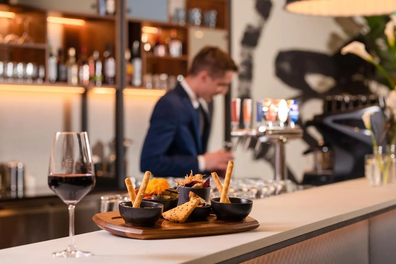 Mercure Geneva Airport Meyrin 4*,  Switzerland