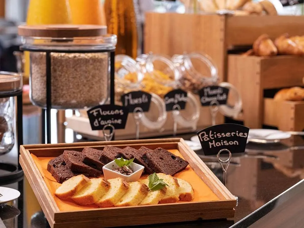 **** Hotel Mercure Geneva Airport Meyrin Switzerland