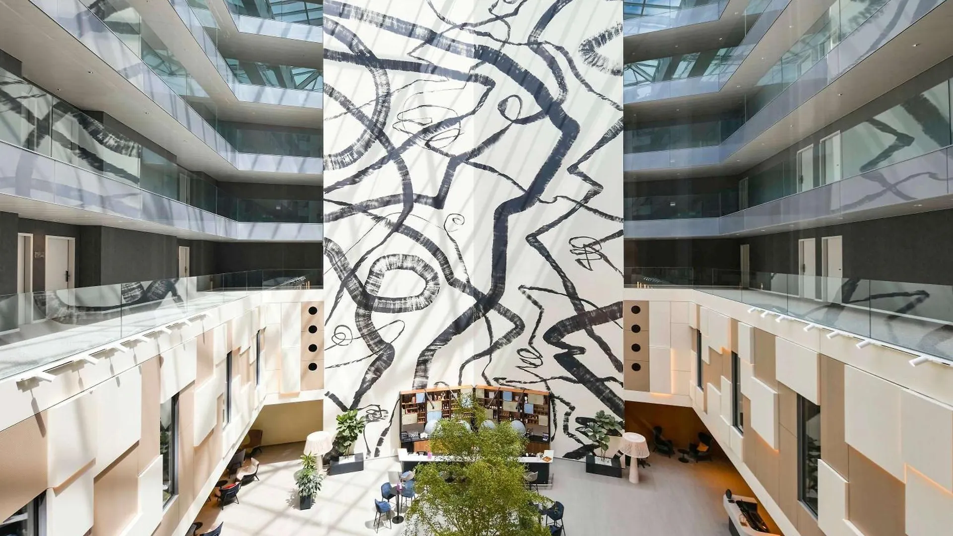 Mercure Geneva Airport Meyrin Hotel